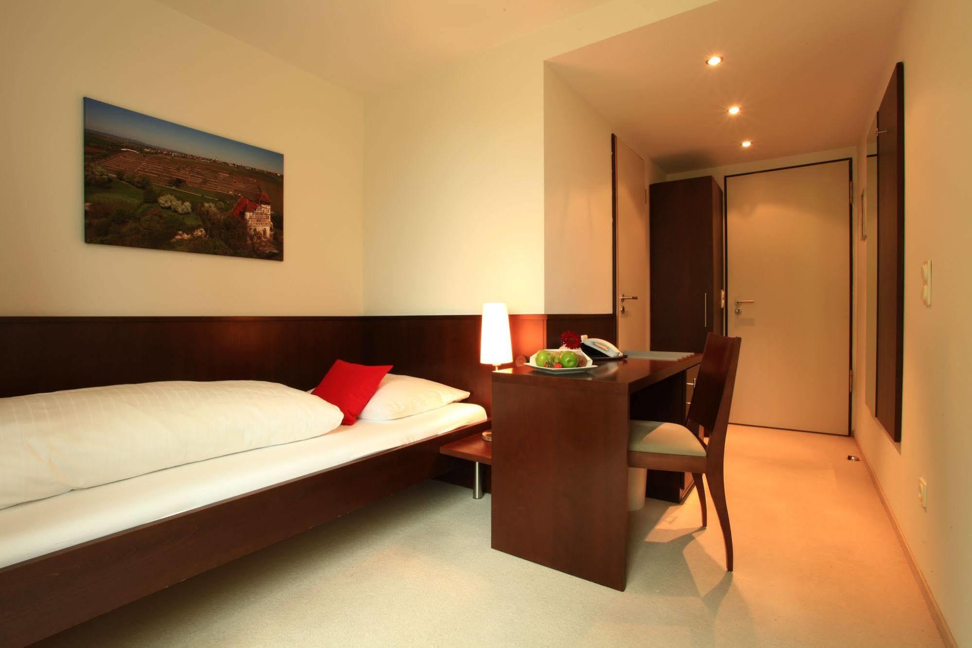Das Wildeck Hotel & Restaurant Abstatt Dış mekan fotoğraf