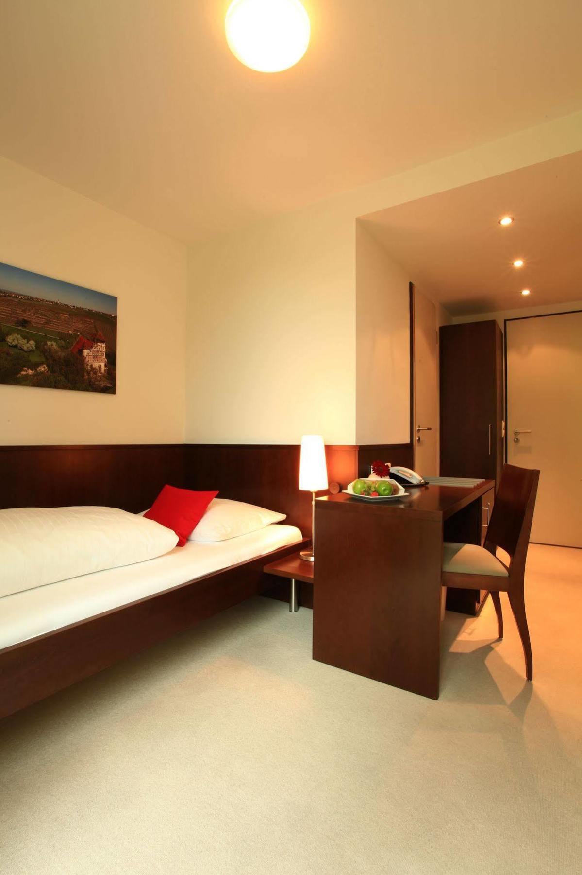 Das Wildeck Hotel & Restaurant Abstatt Dış mekan fotoğraf